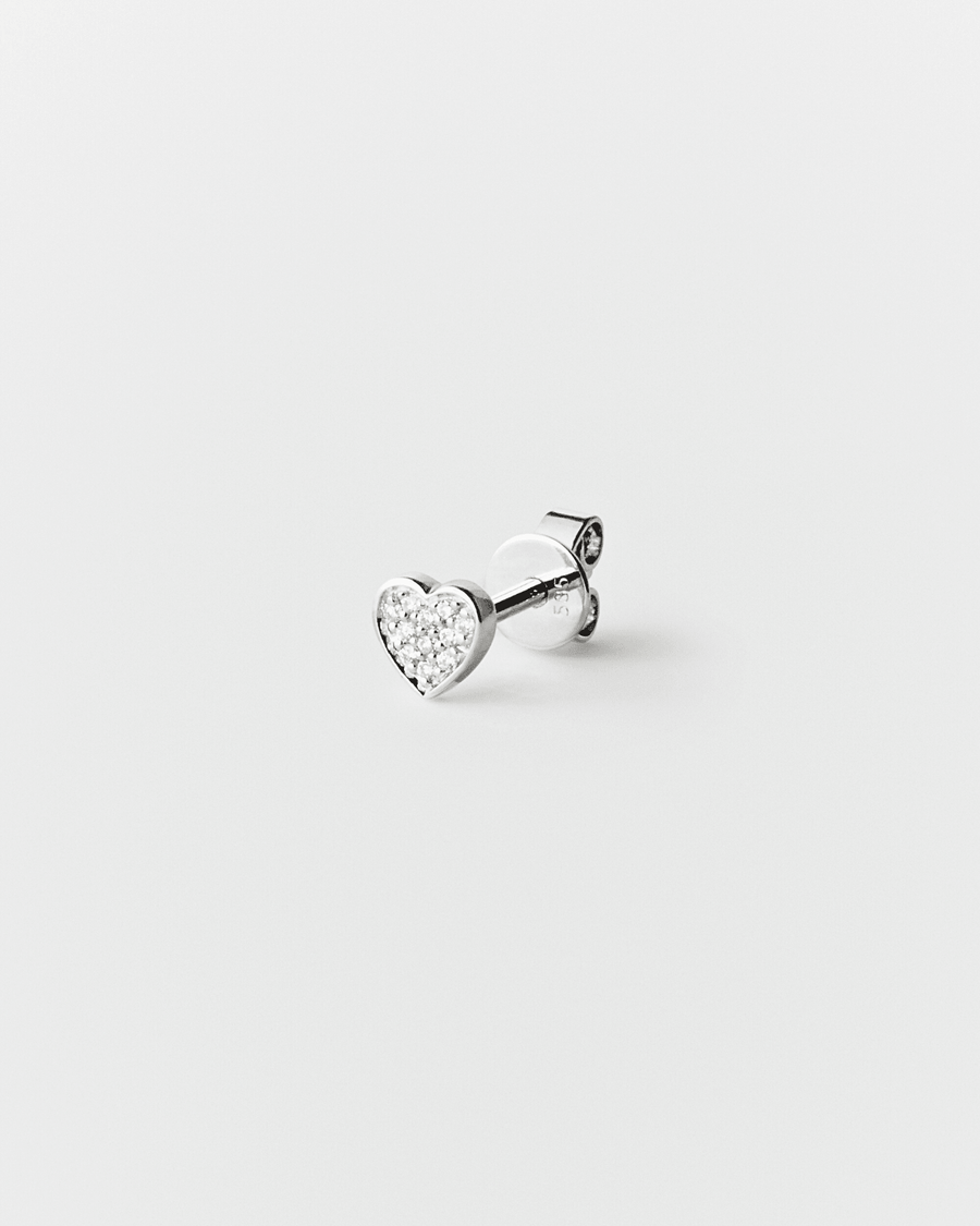 Ephyra pavé diamond stud in 14k white gold, set with natural diamonds.
