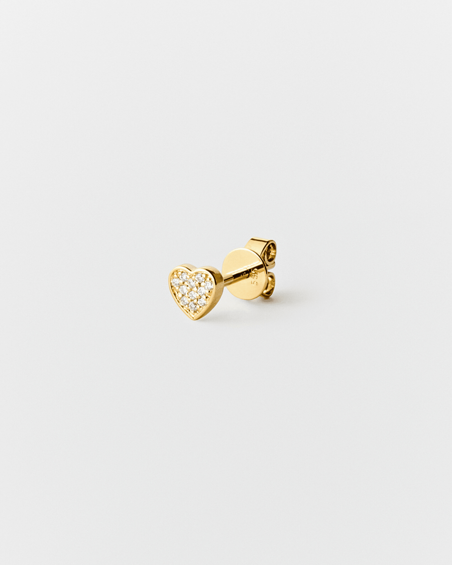 Ephyra pavé diamond stud in 14k yellow gold, set with natural diamonds.