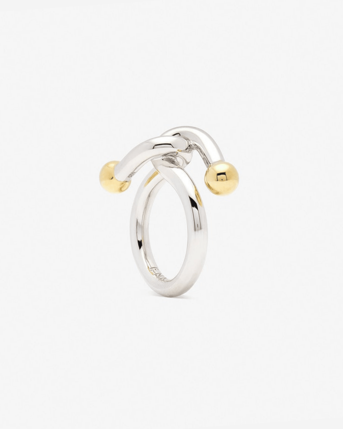 Falcat ring in 925 silver.