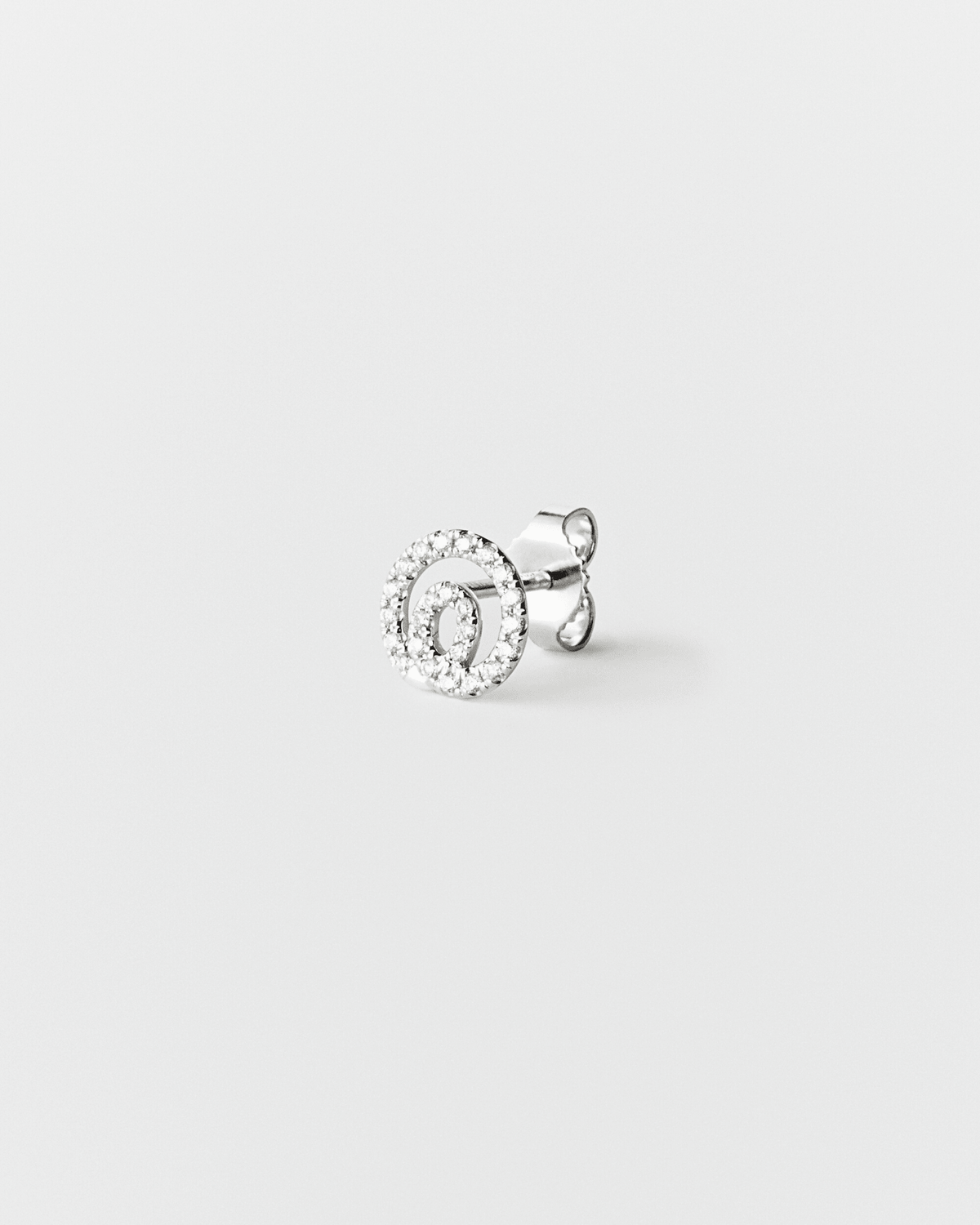 Loop stud.