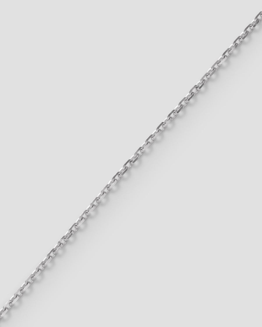 Forever bracelet in 18k white gold.