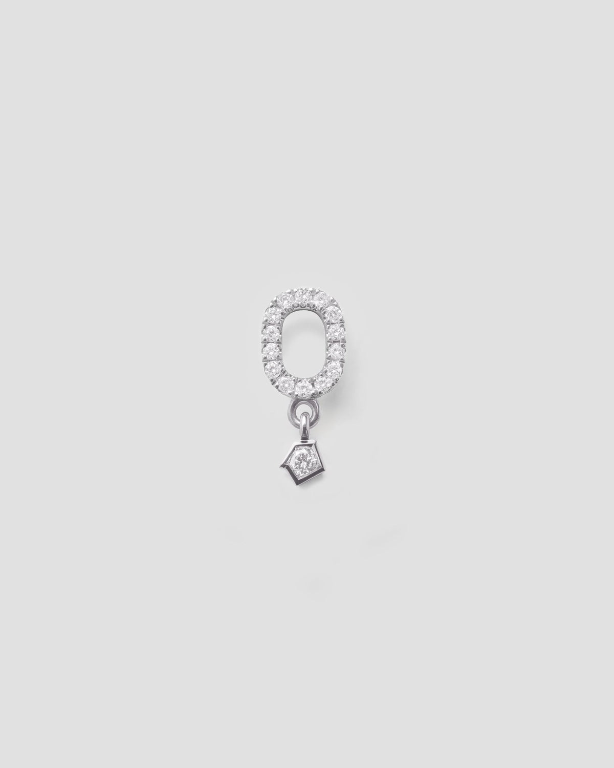 Echo pendant in 14k white gold, set with a natural diamond.