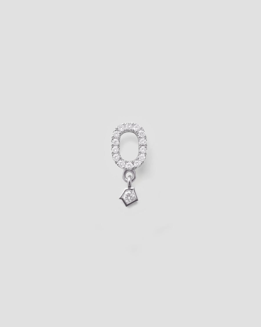Echo pendant in 14k white gold, set with a natural diamond.