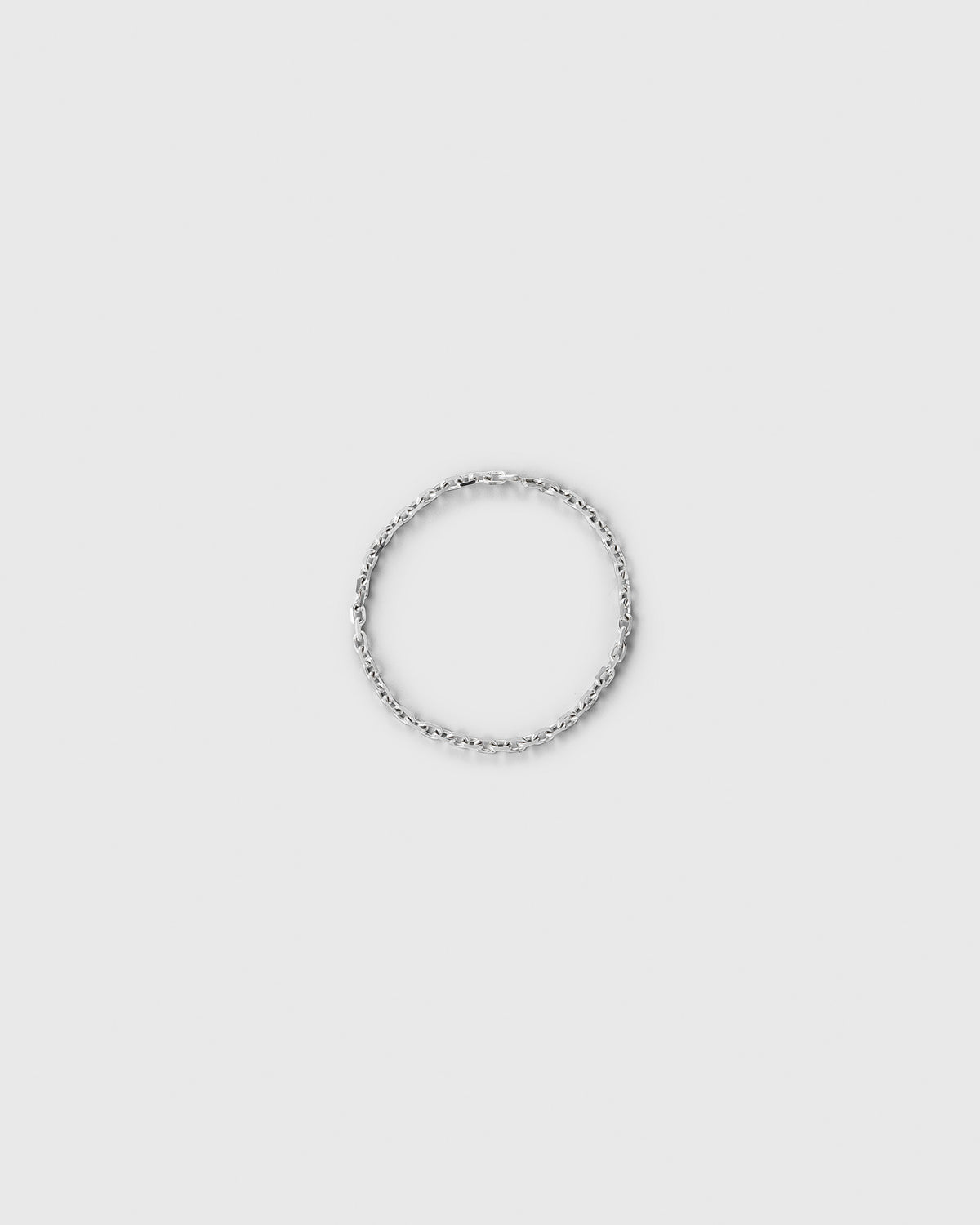 Infinity ring in 18k white gold, detail view.