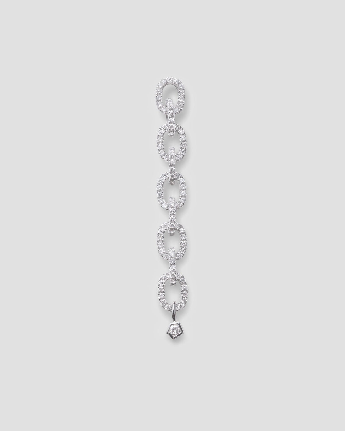 Echo link pendant in 14k white gold, set with a natural diamond.