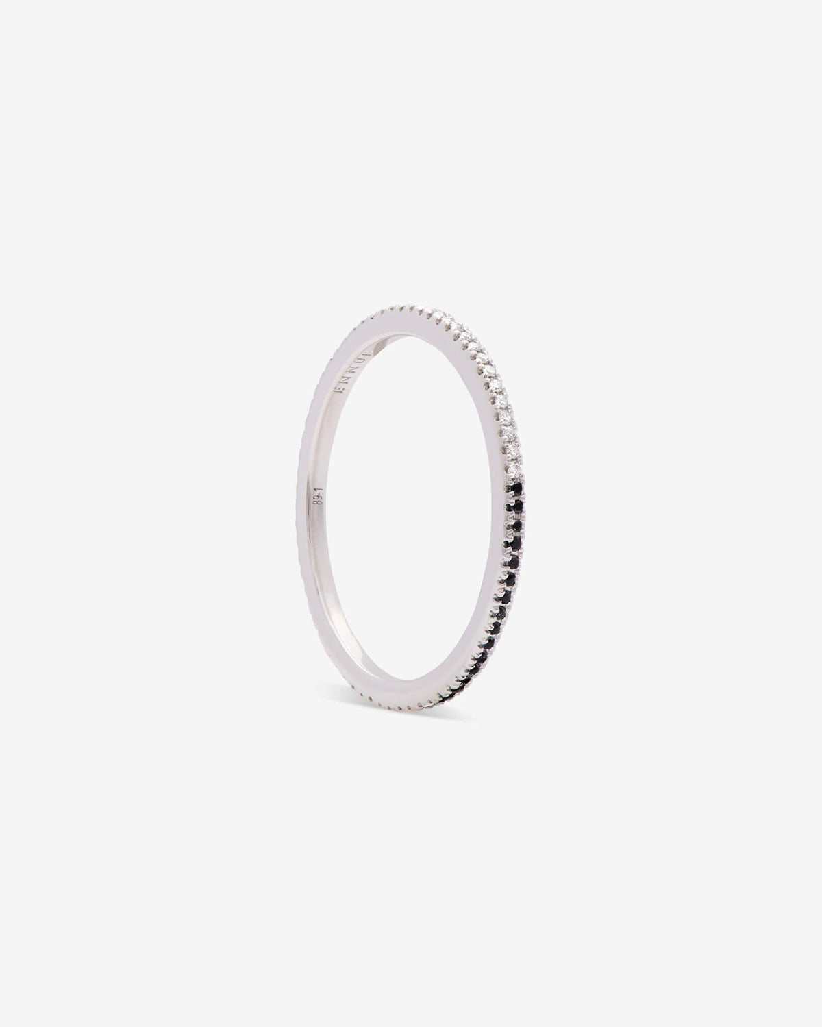 Ares ring in 14k white gold, set with a black diamond.