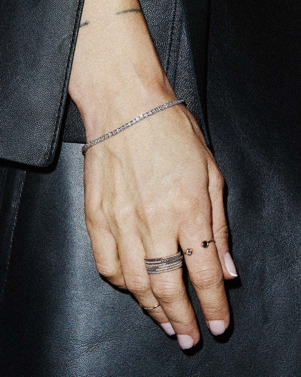 Ares ring in 14k white gold, set with a black diamond, detail view.