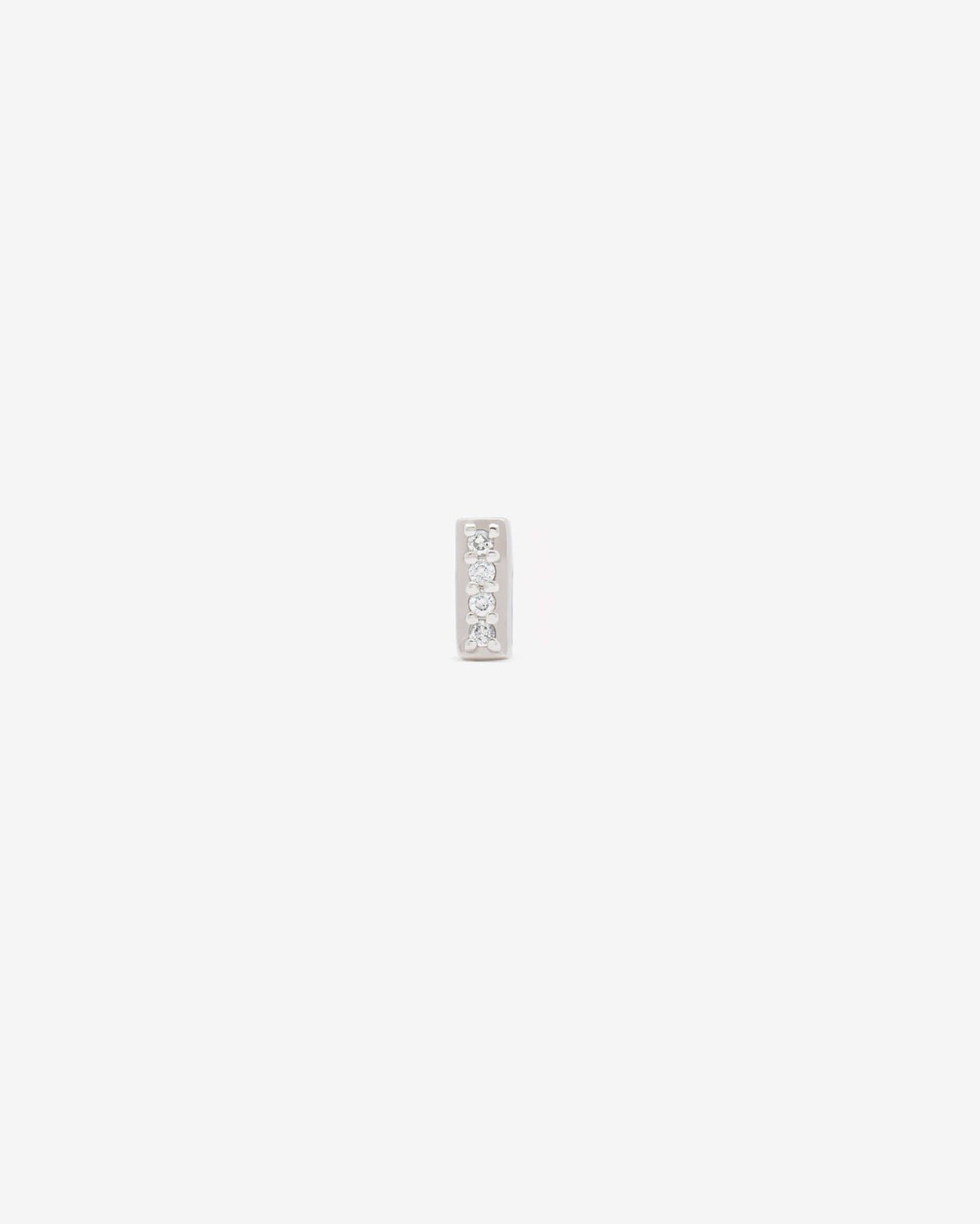 Avant labret in 14k white gold.